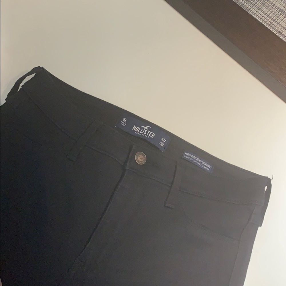 Hollister Black High-Rise Jean Legging